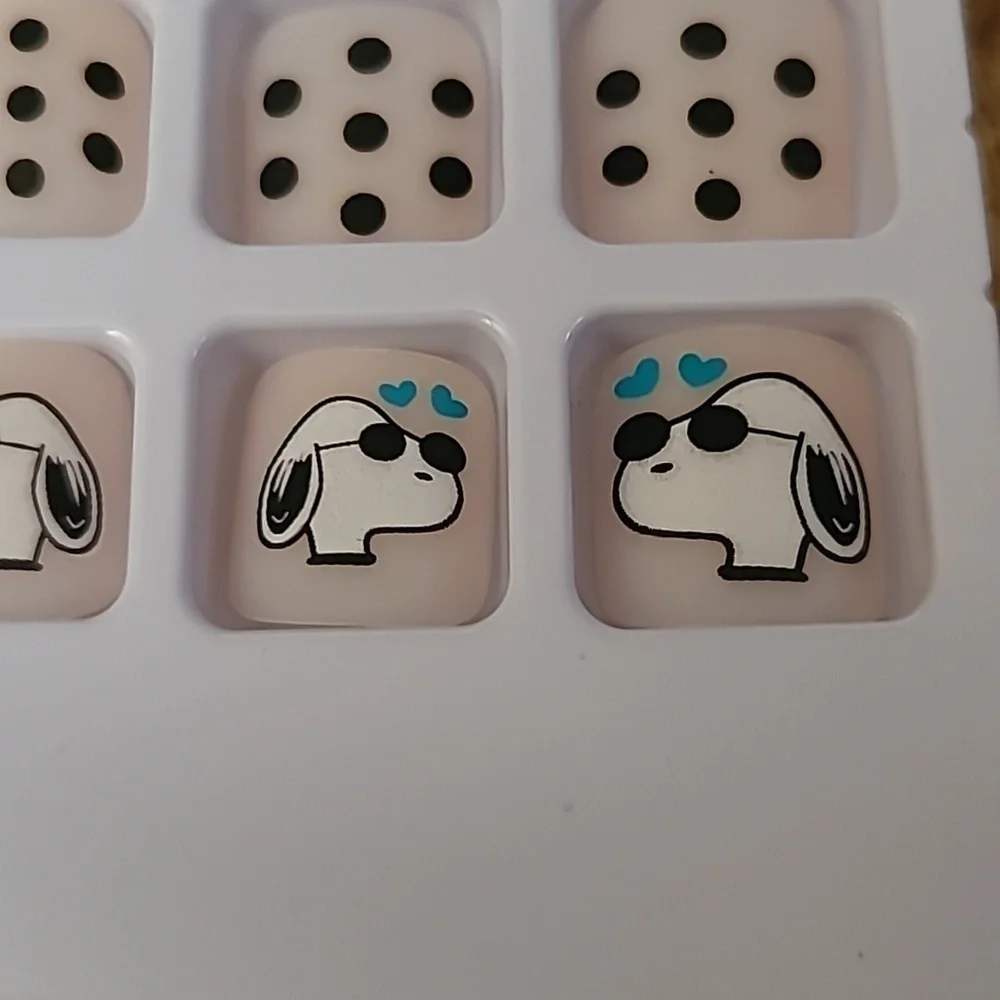 2/$16 Snoopy Press on Toenails